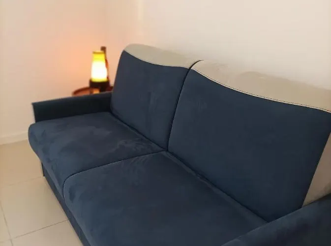 Amendolaroom בארי