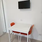 招待所 Amendolaroom 3*
